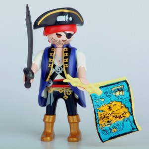 «Пират с картой и саблей» PM001138
