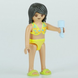 «Девушка в купальнике» PM001149